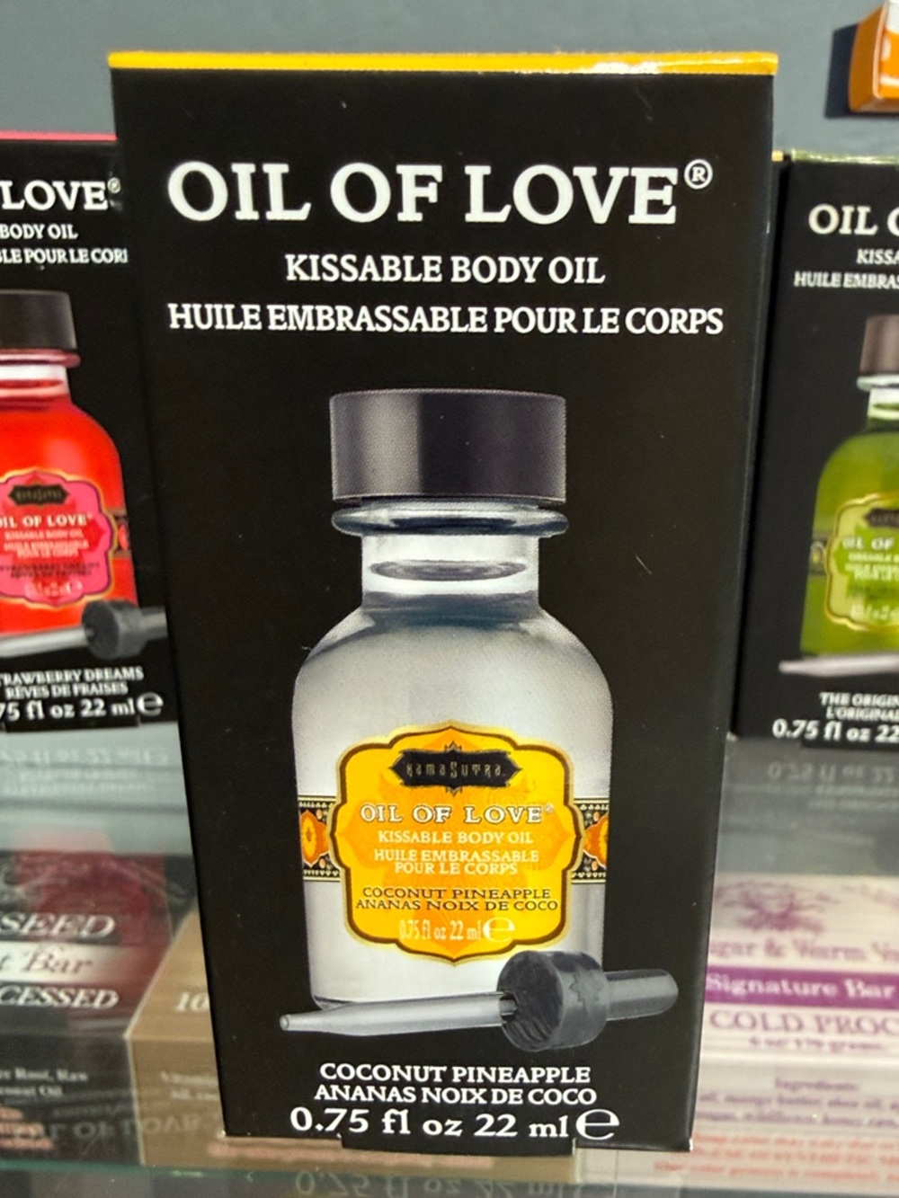 Kama Sutra Kissable Oil of Love Warming Body Gel- Coconut Pineapple